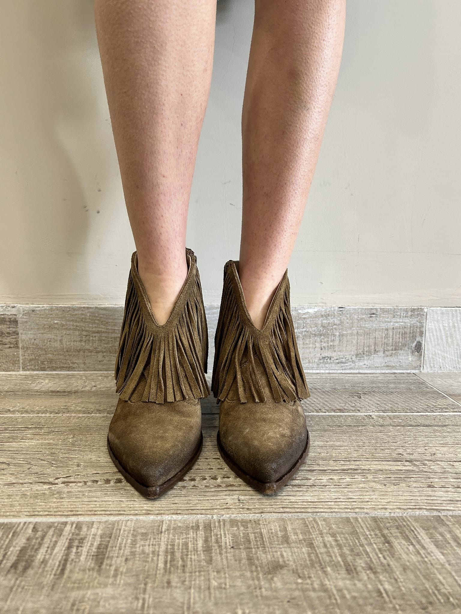 Cowboy boots originali con frange donna abbigliamento bohémien