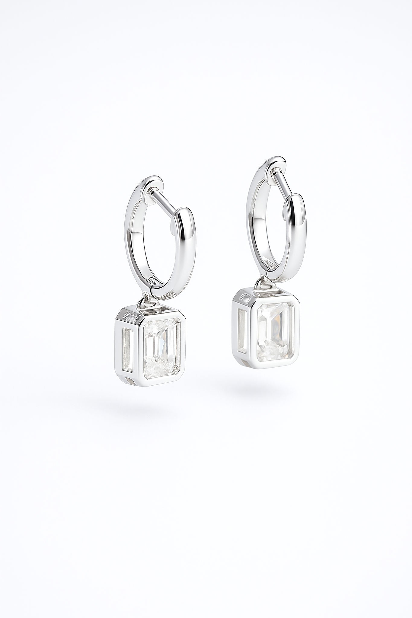 Emerald-Cut Moissanite Hoop silver