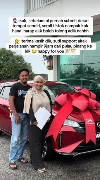 Pelanggan gembira terima penghantaran kereta Perodua baru