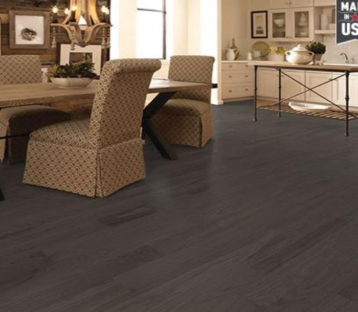 Antique S floor in living space