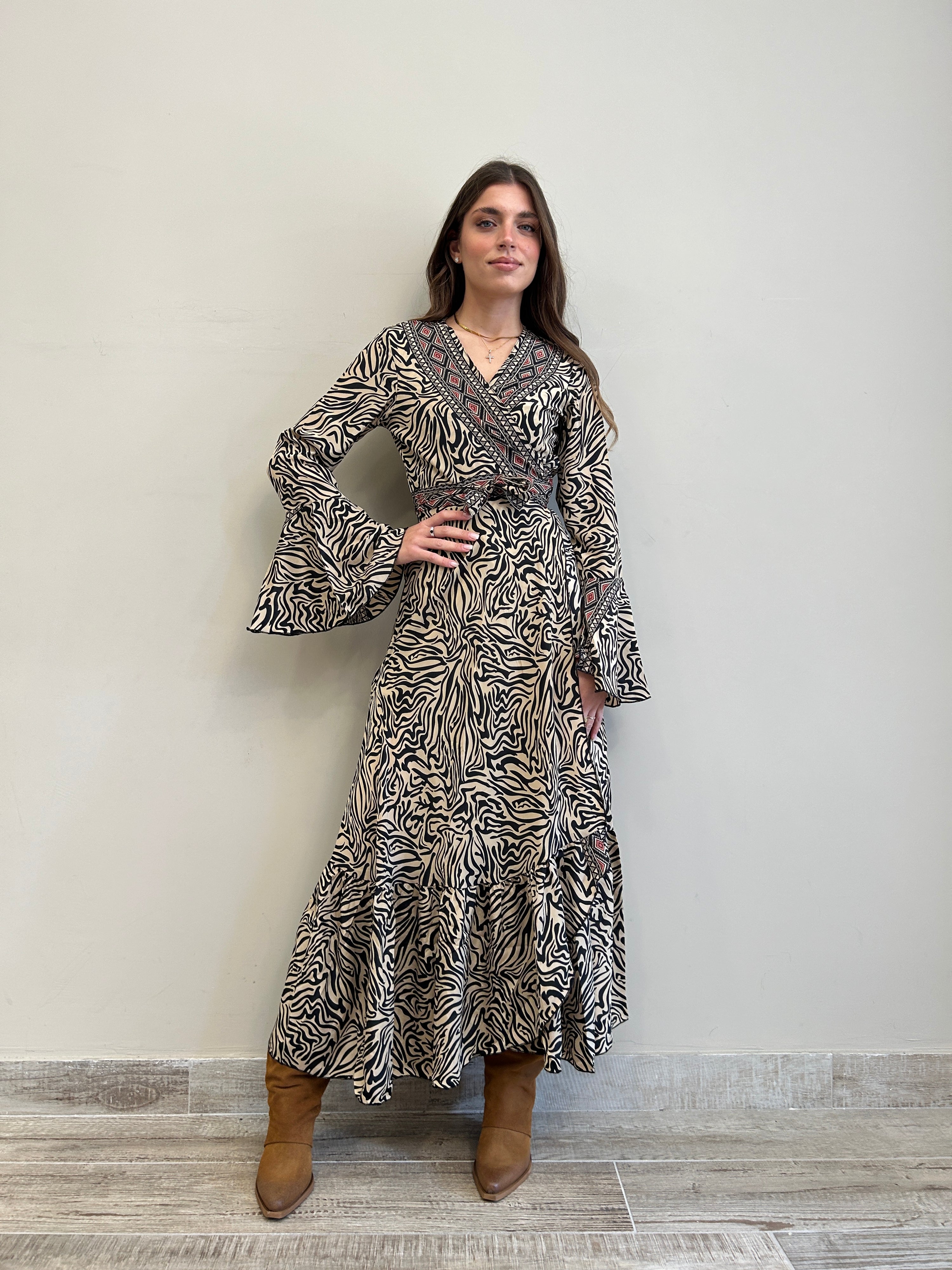 Abito kimono seta Zebra Sand stampe iconiche boho Freelove Ibiza