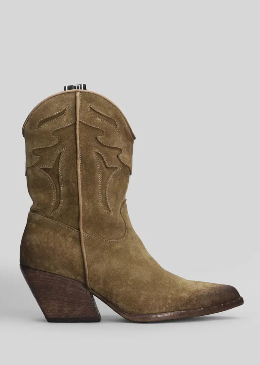 Stivali texani ricamati in camoscio khaki - Gipsy Inside