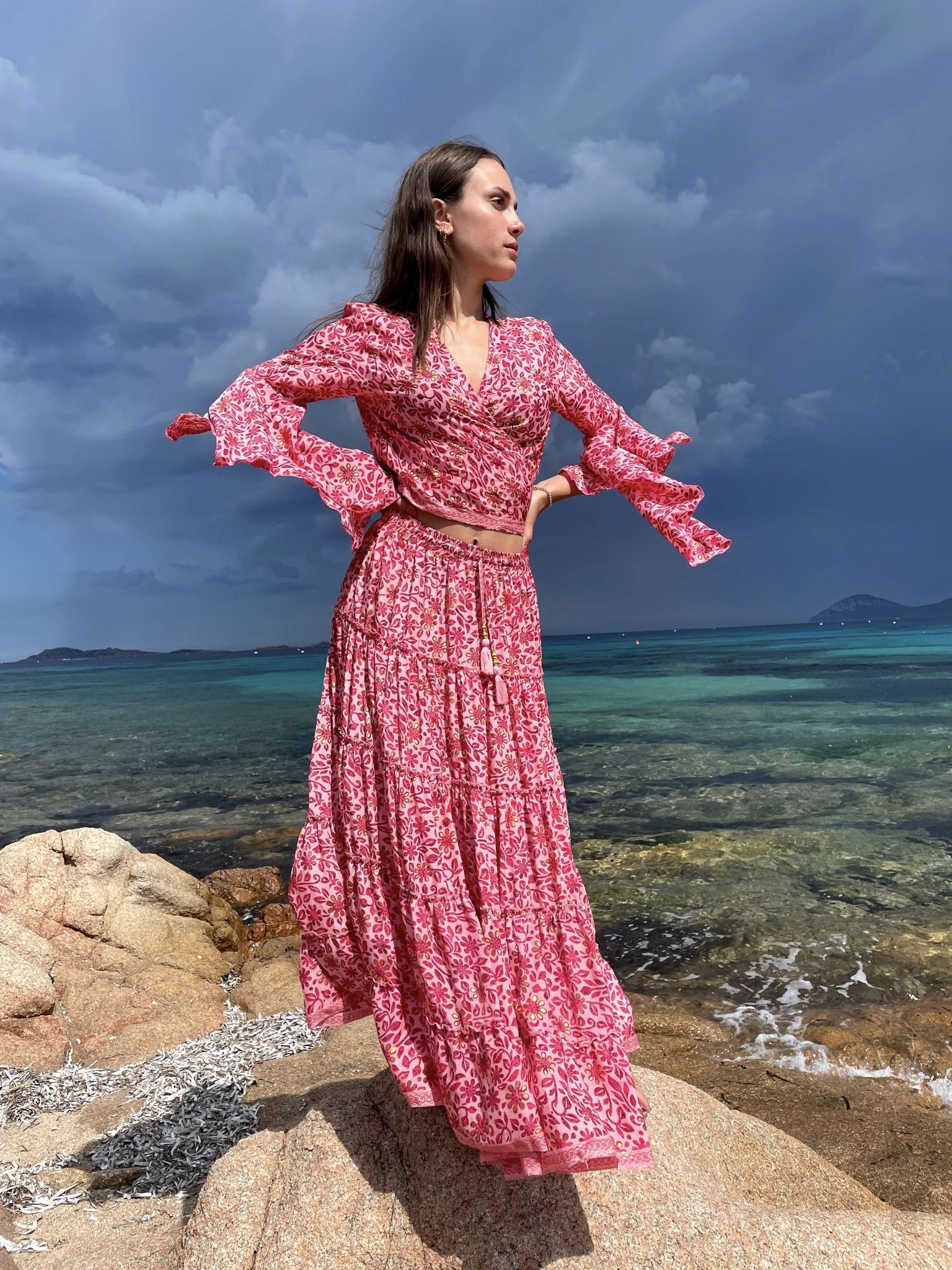 Stile gipsy Freelove Ibiza outfit boho minimal seta fantasia