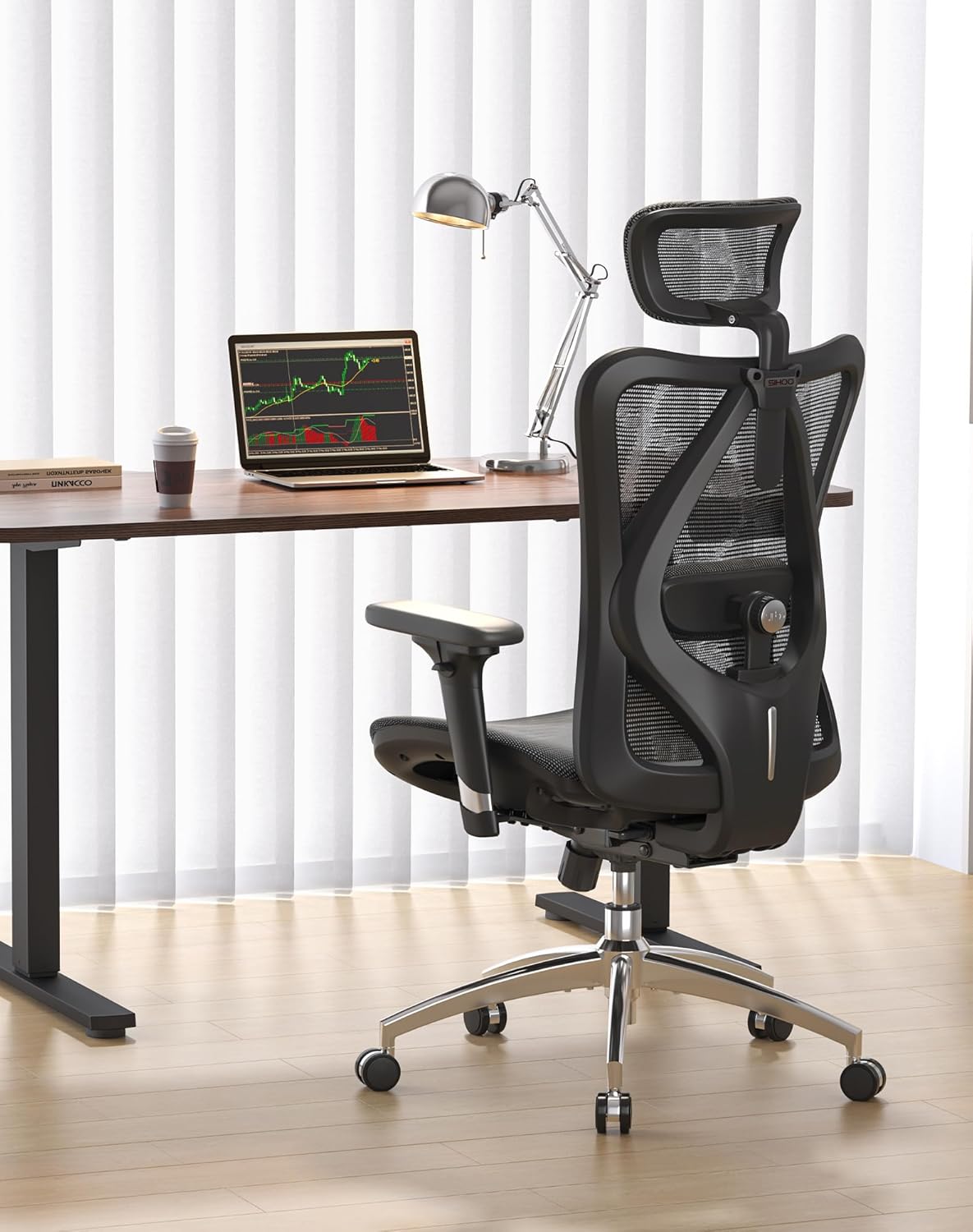 Sihoo M57 chair image for long shift recline support