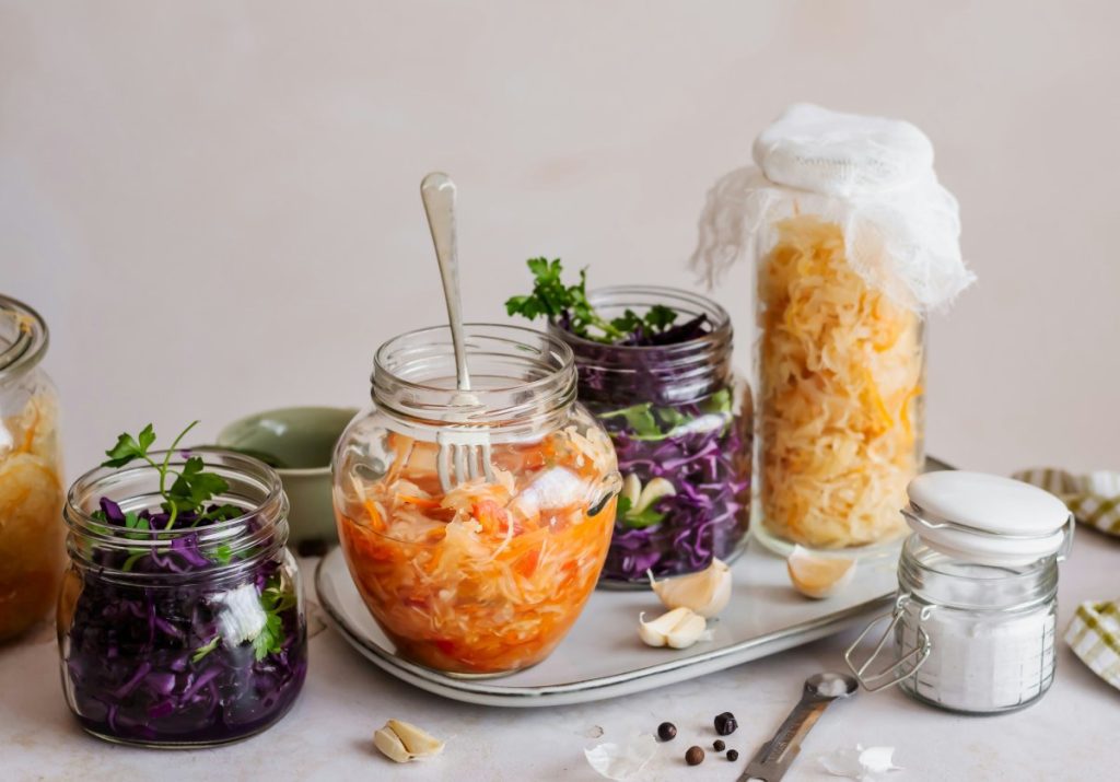 Prebiotics vs Probiotics vs Postbiotics