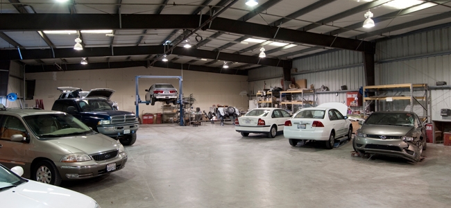 Auto paint shop services at Downtown Autobody Rohnert Park